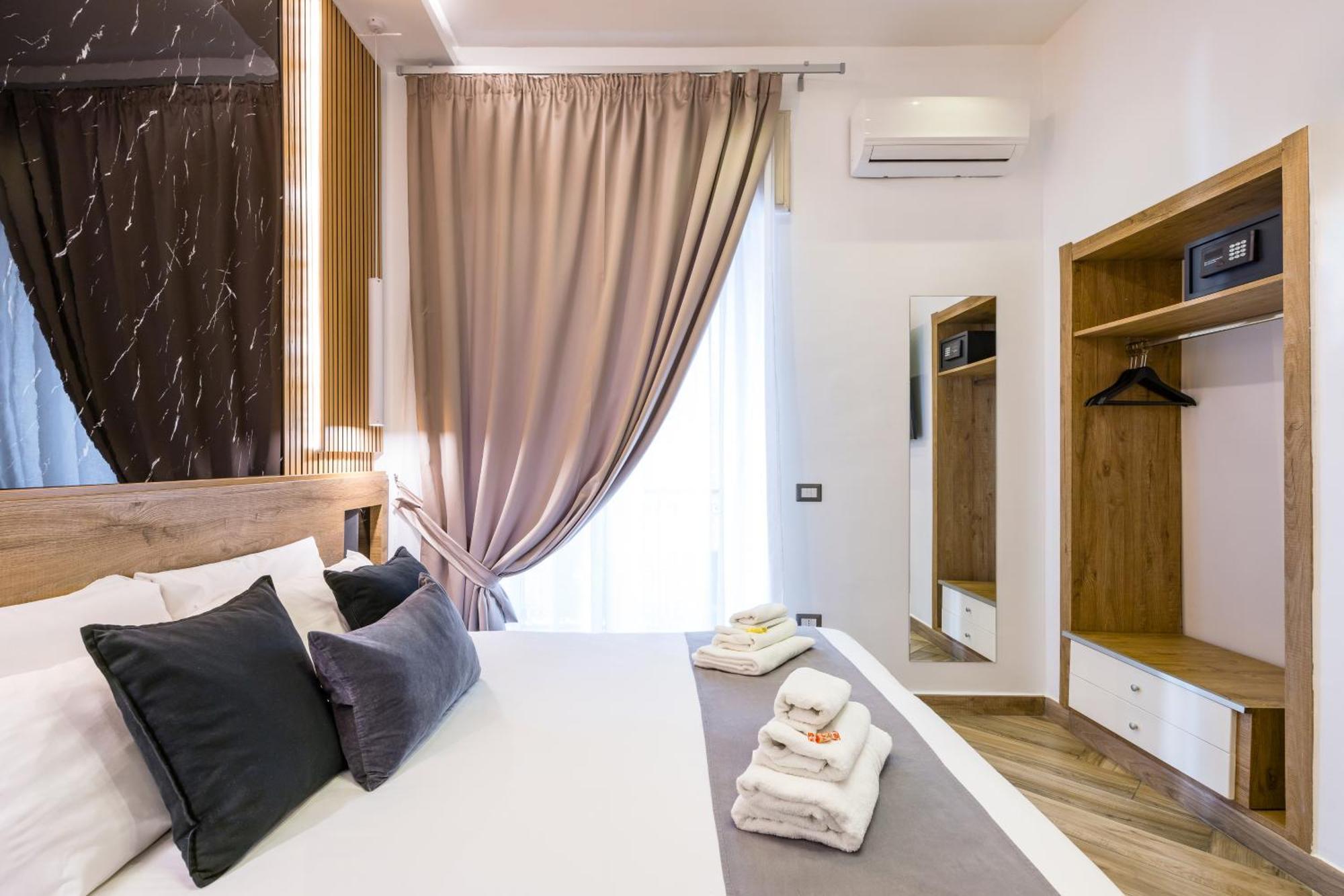 Hotel Bella Napoli Bagian luar foto